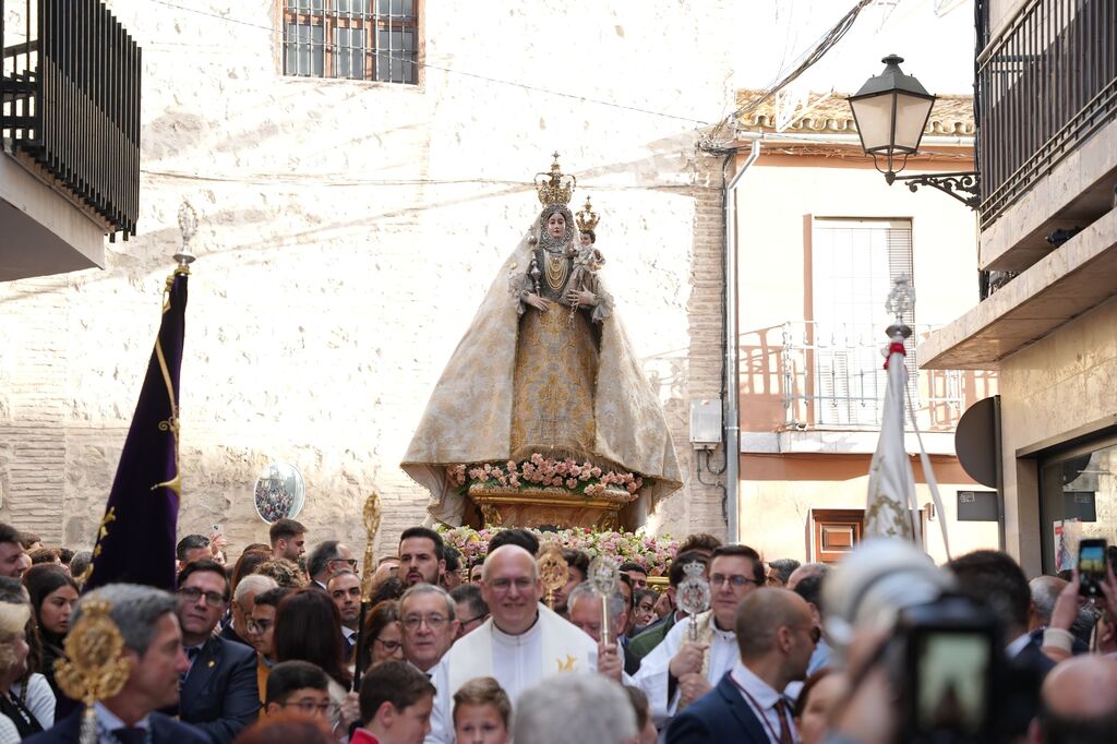 El traslado de la Virgen de Araceli en Lucena, en im&aacute;genes