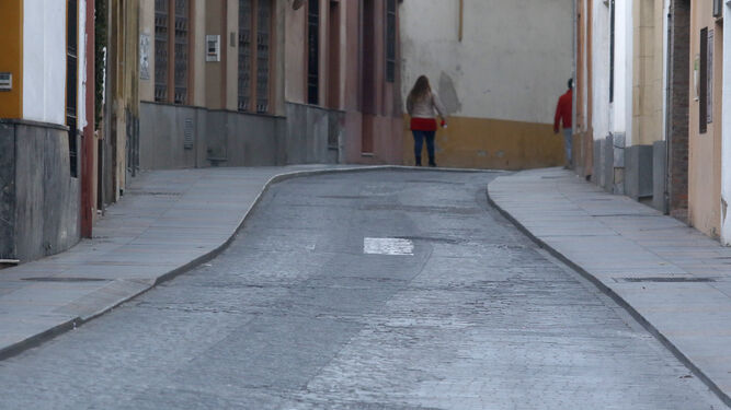 Pavimento de la calle Alfaros.